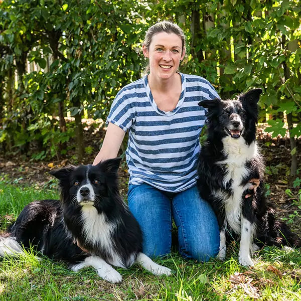 Ihre Therapeuten: Anne Aschenbrenner mit Therapiehunden